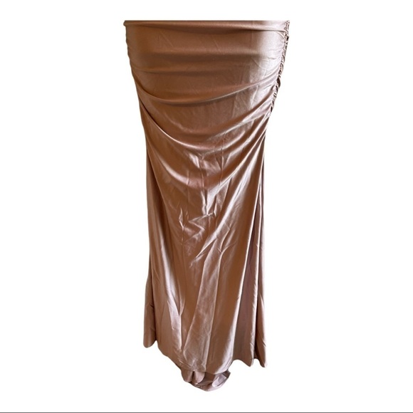 LA Femme Shiny Jersey Trumpet Gown- mauve - Picture 8 of 12
